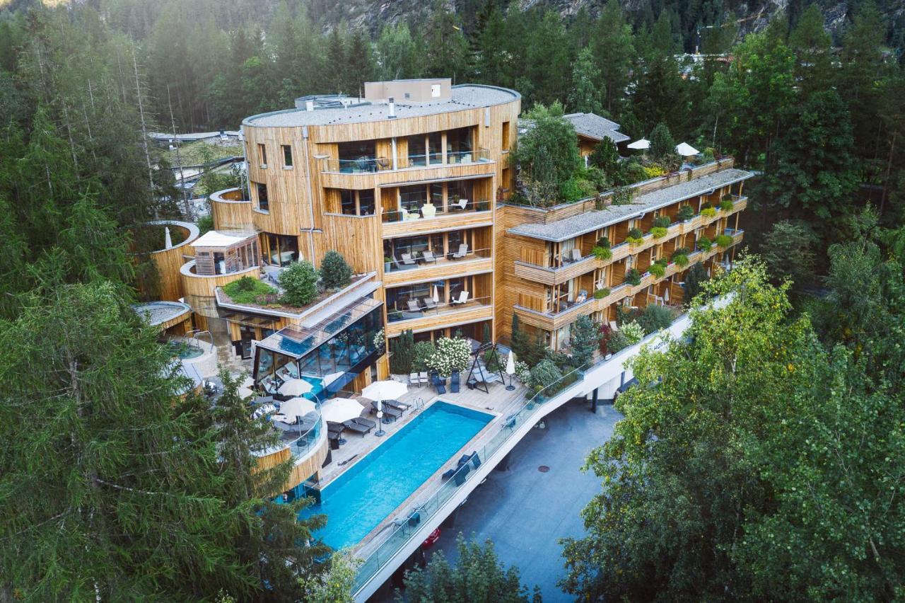 Naturhotel Waldklause Längenfeld Exterior foto